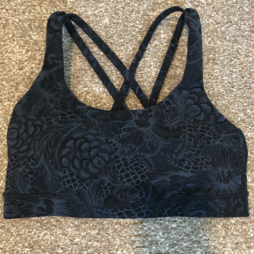 Size 6 Lululemon Energy Sports Bra